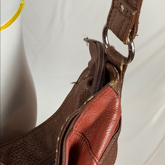 Stone Mountain Lg Leather Shoulder Bag - Picture 4 of 14